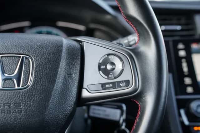 Honda Civic (2019) thumbnail 16