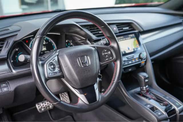 Honda Civic (2019) thumbnail 6