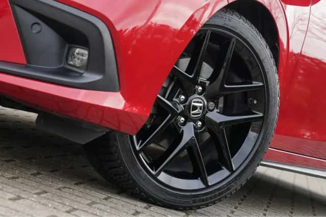 Honda Civic (2023) thumbnail 11