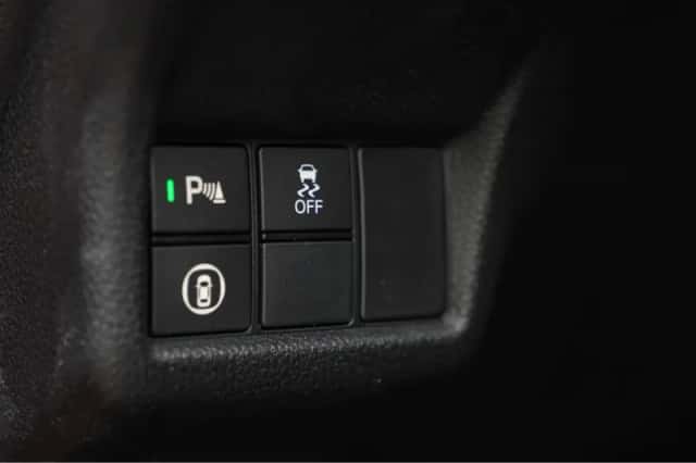 Honda Civic (2023) thumbnail 19