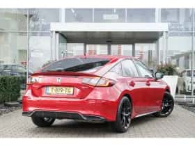 Honda Civic (2023) thumbnail 3