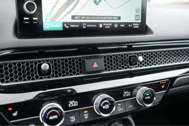 Honda Civic (2023) thumbnail 22