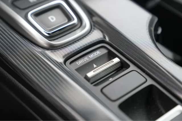 Honda Civic (2023) thumbnail 24