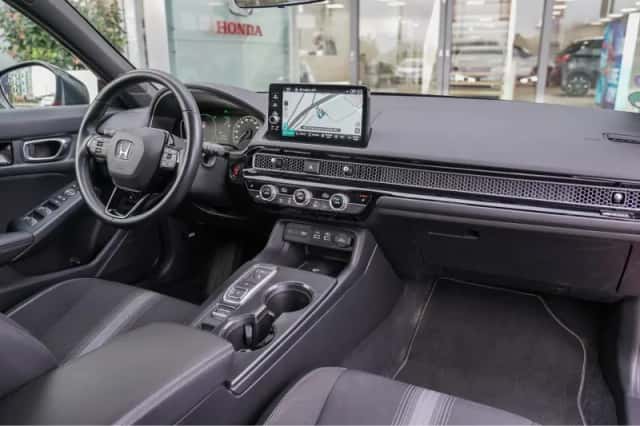 Honda Civic (2023) thumbnail 43