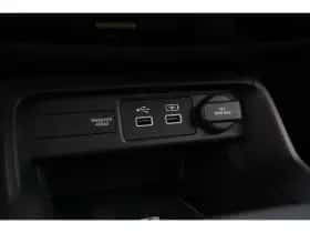 Honda Civic (2023) thumbnail 48