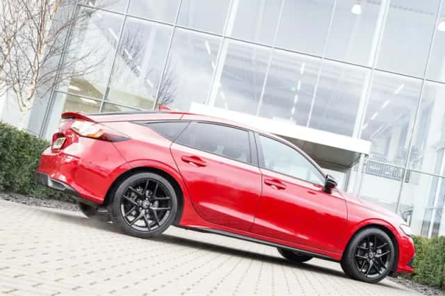 Honda Civic (2023) thumbnail 10