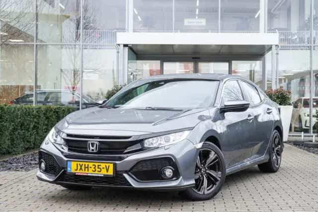 Honda Civic (2017) thumbnail 2