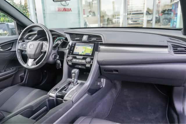 Honda Civic (2017) thumbnail 22
