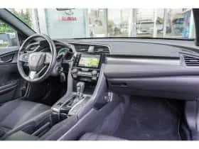 Honda Civic (2017) thumbnail 22