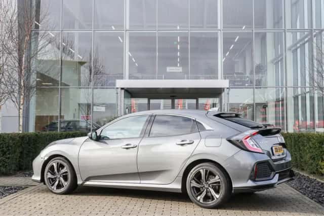 Honda Civic (2017) thumbnail 25