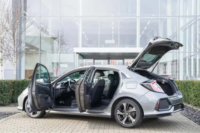 Honda Civic (2017) thumbnail 35