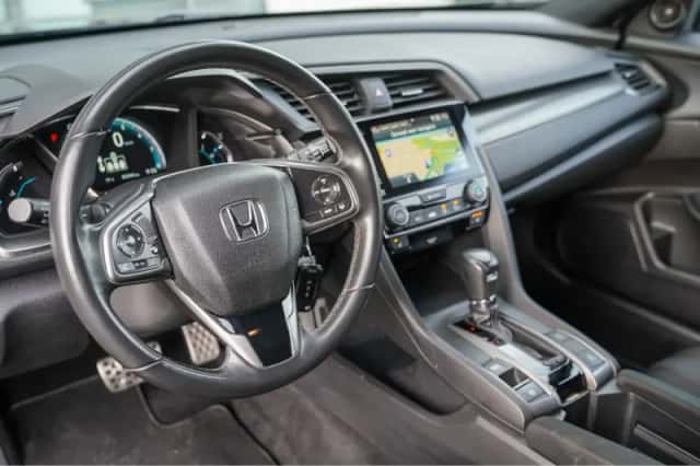 Honda Civic (2017) thumbnail 6