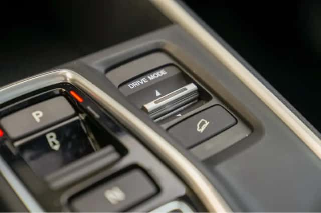 Honda CR-V (2024) thumbnail 24