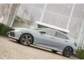 Honda Civic (2020) thumbnail 13