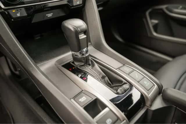 Honda Civic (2020) thumbnail 5
