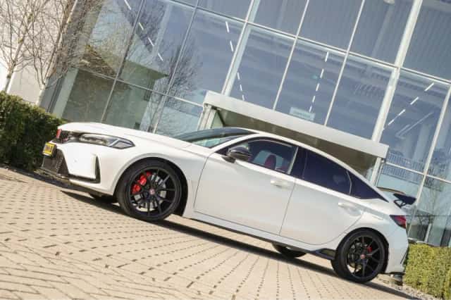 Honda Civic (2023) thumbnail 13