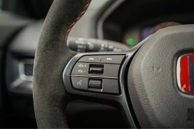 Honda Civic (2023) thumbnail 17