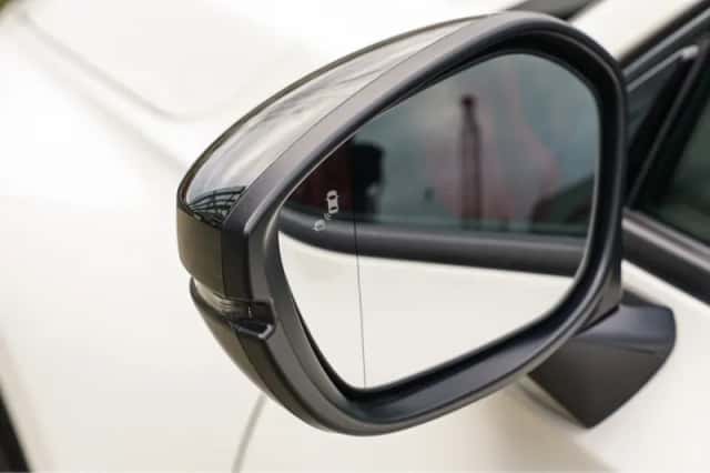 Honda Civic (2023) thumbnail 54
