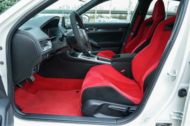 Honda Civic (2023) thumbnail 10