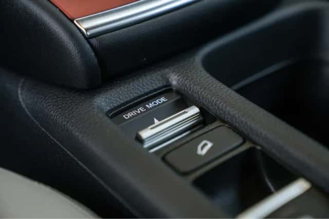 Honda HR-V (2024) thumbnail 26