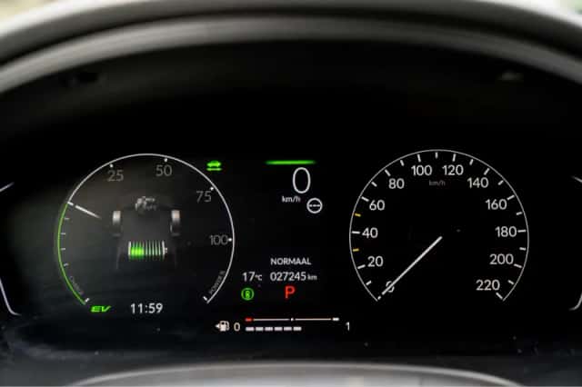 Honda Civic (2023) thumbnail 15
