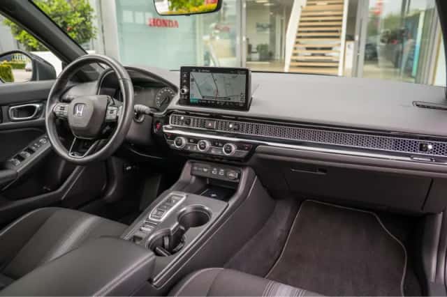 Honda Civic (2023) thumbnail 38