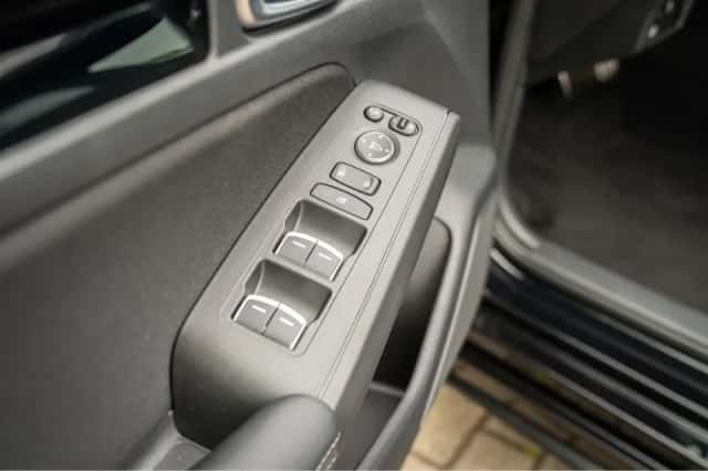 Honda Civic (2023) thumbnail 43