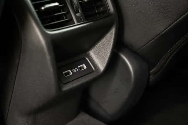Honda Civic (2023) thumbnail 46