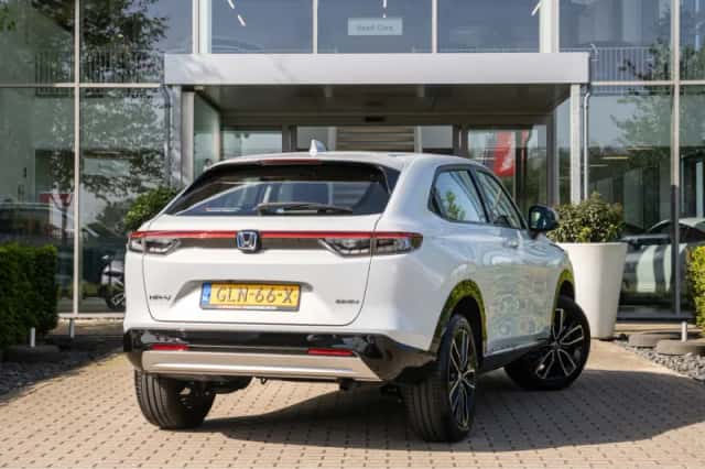 Honda HR-V (2024) thumbnail 3