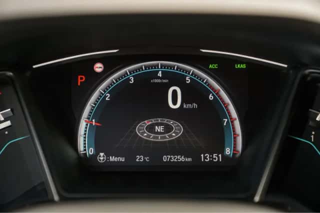 Honda Civic (2019) thumbnail 15