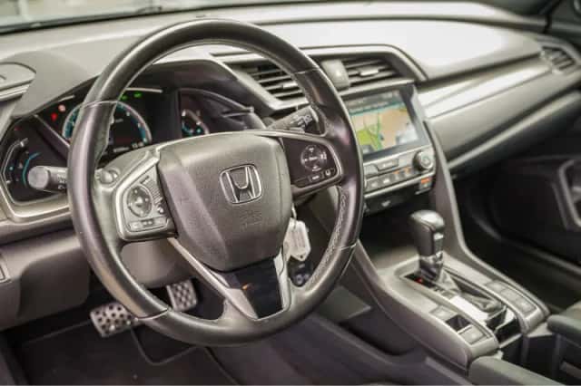Honda Civic (2019) thumbnail 6