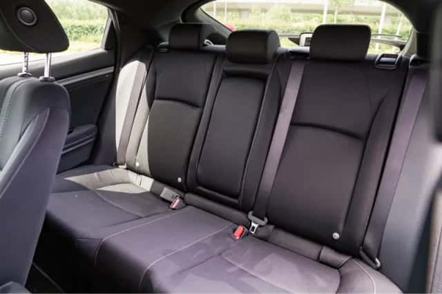 Honda Civic (2019) thumbnail 9