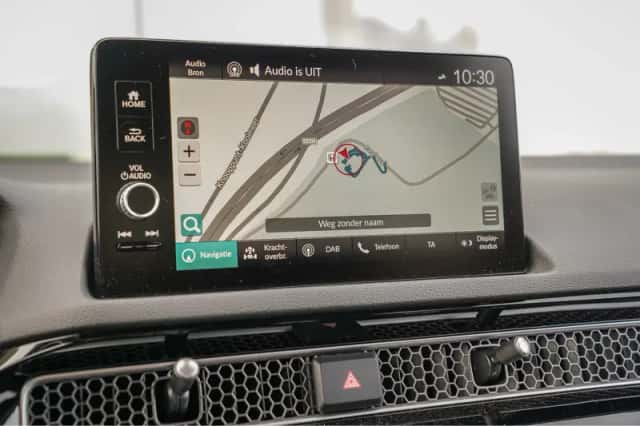 Honda Civic (2024) thumbnail 5