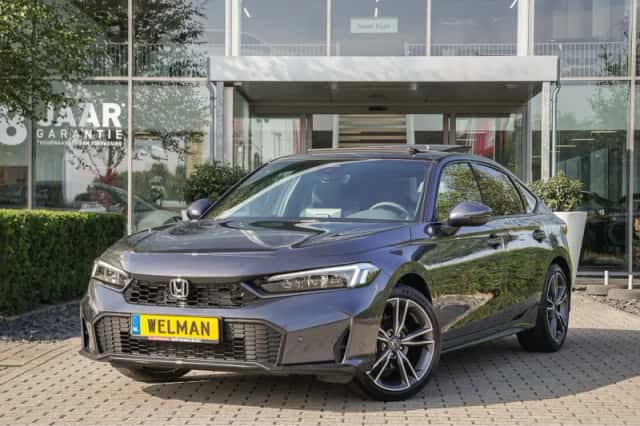 Honda Civic (2026) thumbnail 2