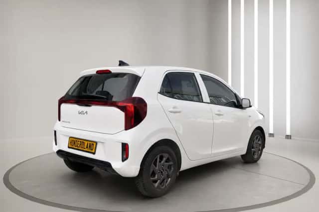 Kia Picanto (2024) thumbnail 4