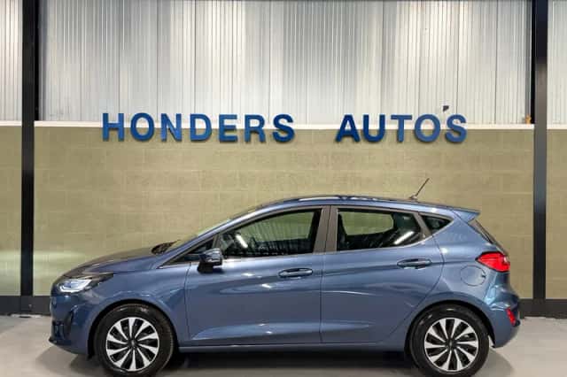 Ford Fiesta (2023) thumbnail 2