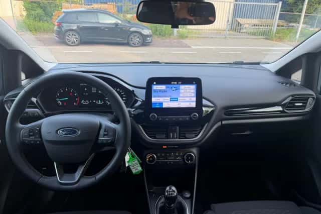 Ford Fiesta (2023) thumbnail 3