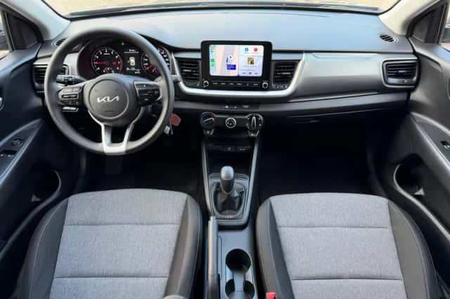 Kia Stonic (2024) thumbnail 5
