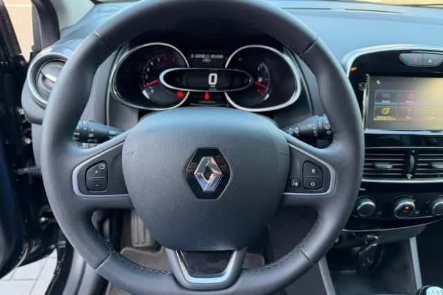 Renault Clio (2017) thumbnail 5