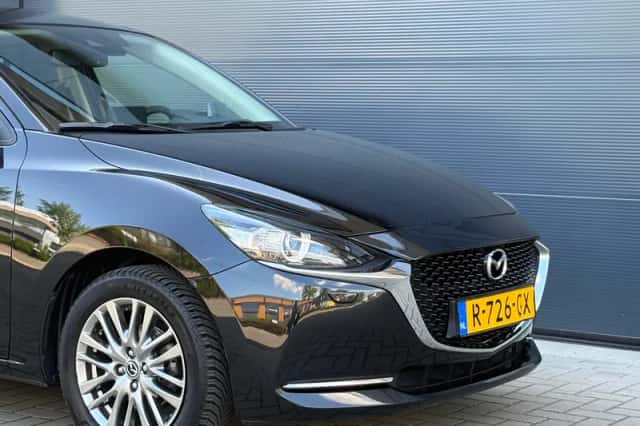 Mazda 2 (2022) thumbnail 2
