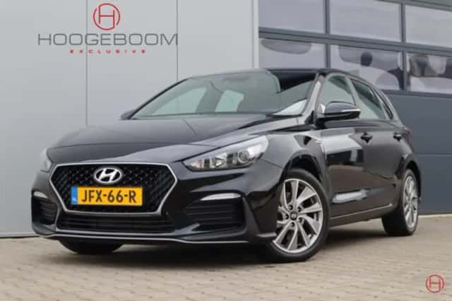 Hyundai i30 (2025) thumbnail 1