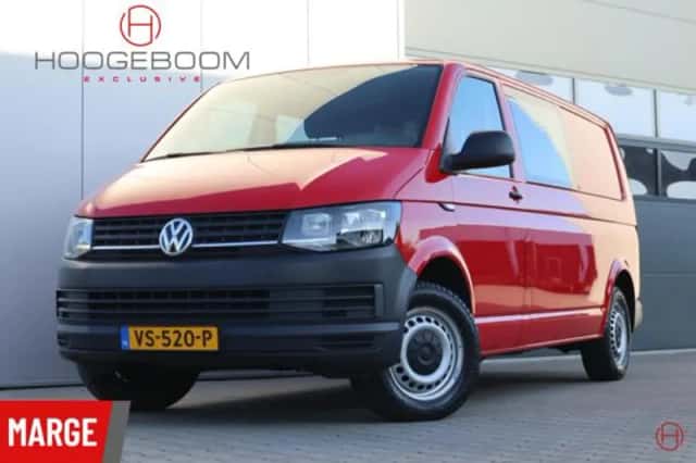Volkswagen Transporter (2016) thumbnail 1