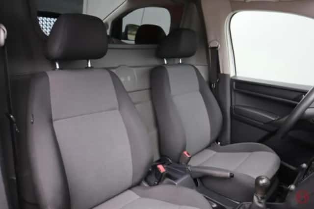 Volkswagen Caddy (2016) thumbnail 5