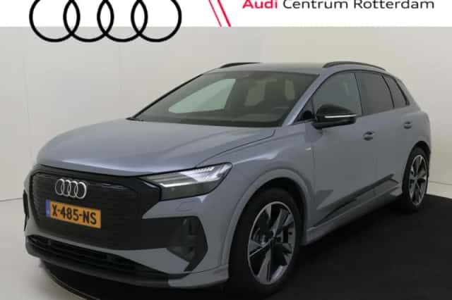 Audi Q4 e-tron (2024) thumbnail 1