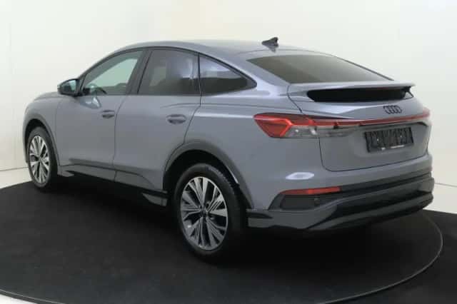 Audi Q4 e-tron (2026) thumbnail 3