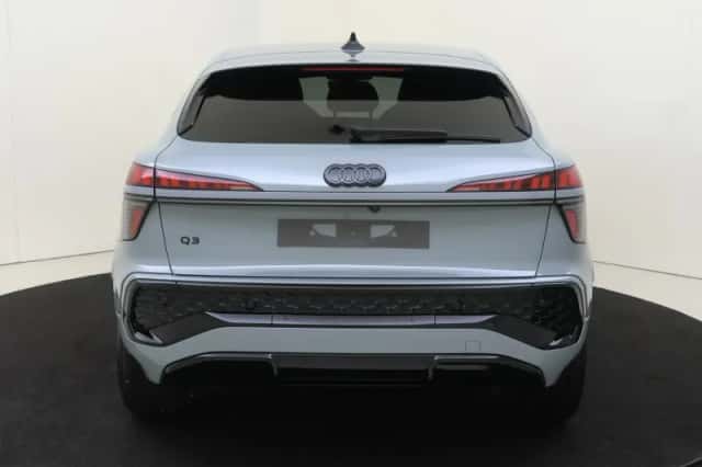 Audi Q3 (2026) thumbnail 4