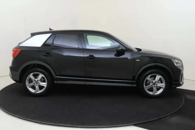 Audi Q2 (2026) thumbnail 3
