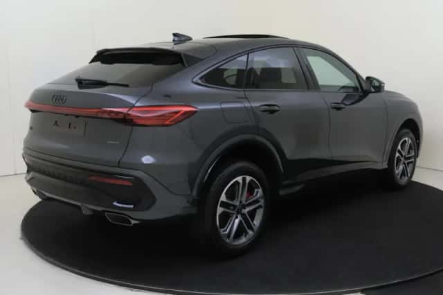 Audi Q5 (2026) thumbnail 2