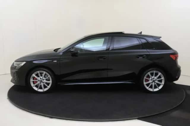 Audi A3 (2025) thumbnail 2