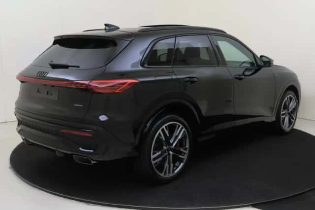 Audi Q5 (2026) thumbnail 2